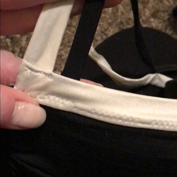 Bikini - Picture 4 of 4